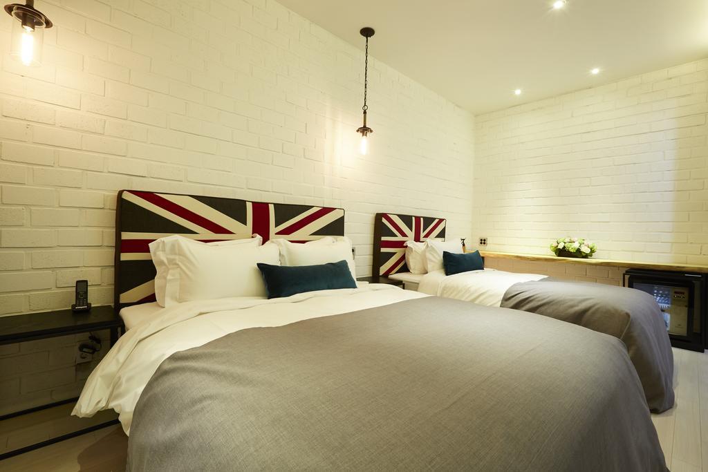 Chungbuk Inno City Namoo Hotel Eumseong Bagian luar foto