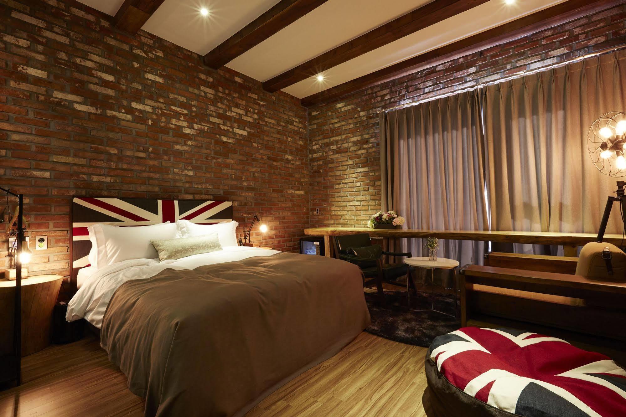 Chungbuk Inno City Namoo Hotel Eumseong Bagian luar foto