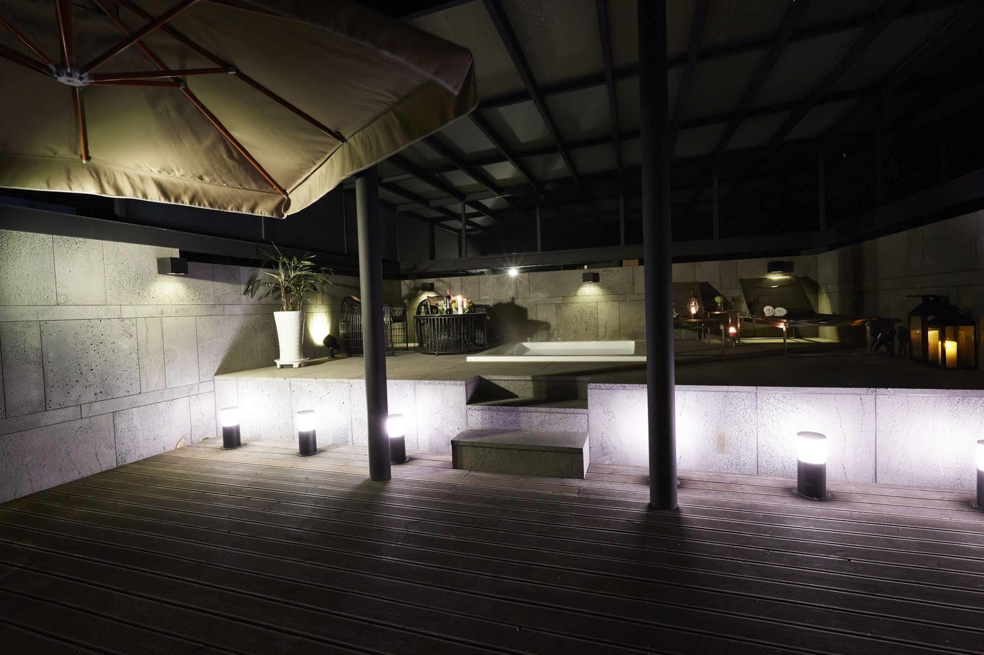 Chungbuk Inno City Namoo Hotel Eumseong Bagian luar foto